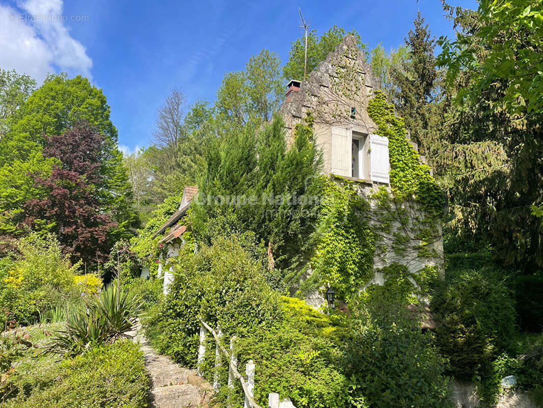 Maison à PIERREFONDS