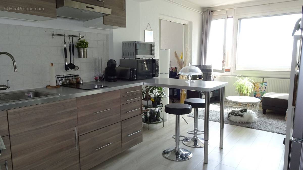 Appartement à SAINT-ETIENNE