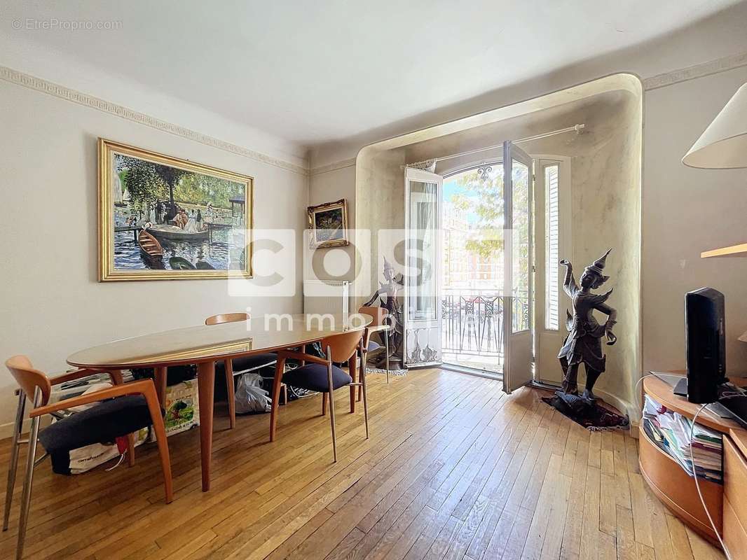 Appartement à PARIS-20E