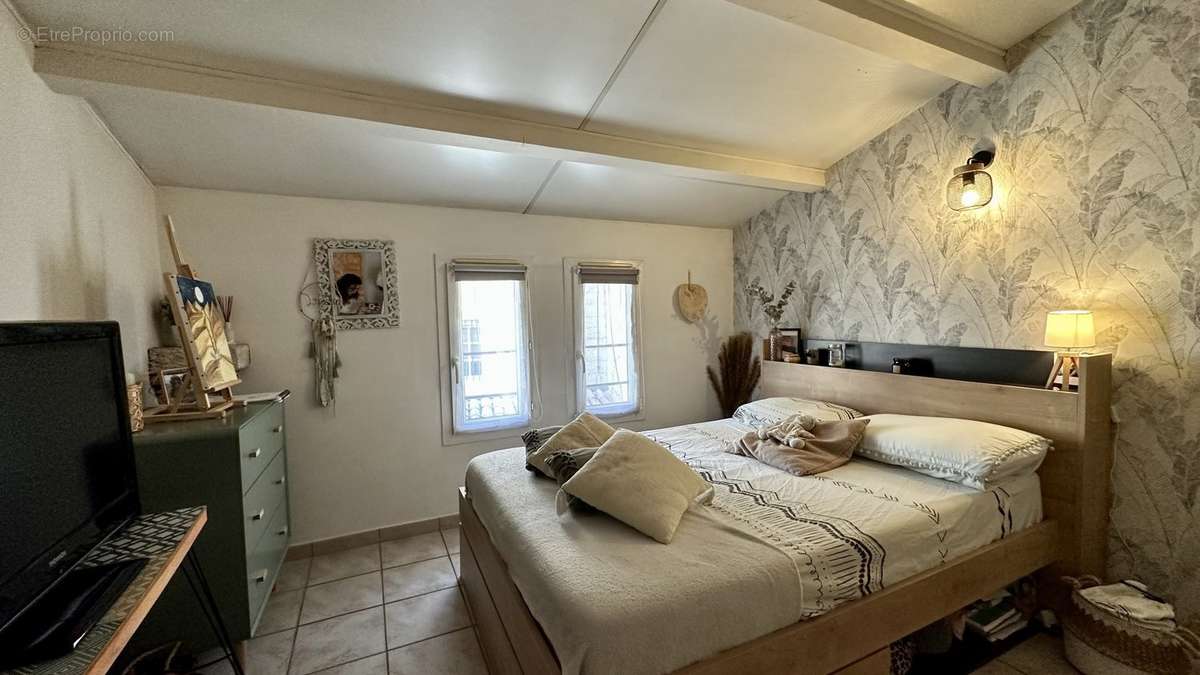 Appartement à UZES