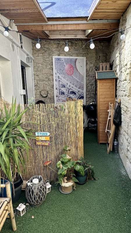 Appartement à UZES