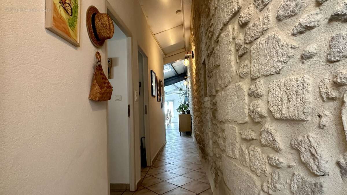 Appartement à UZES