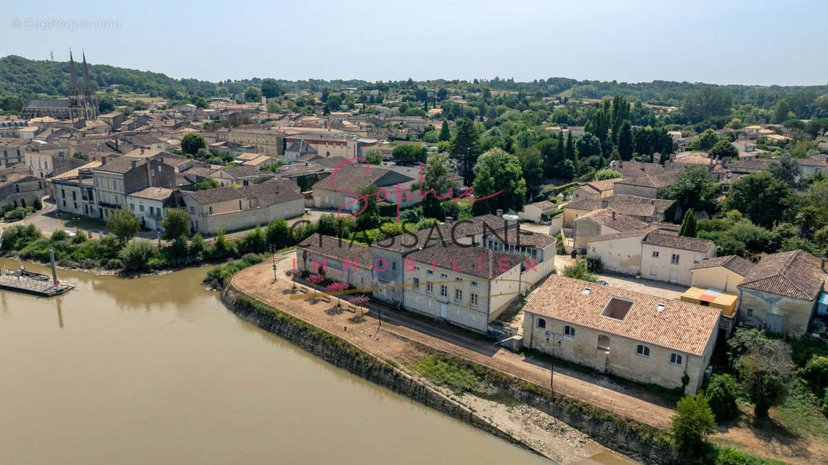 Maison à SAINT-EMILION