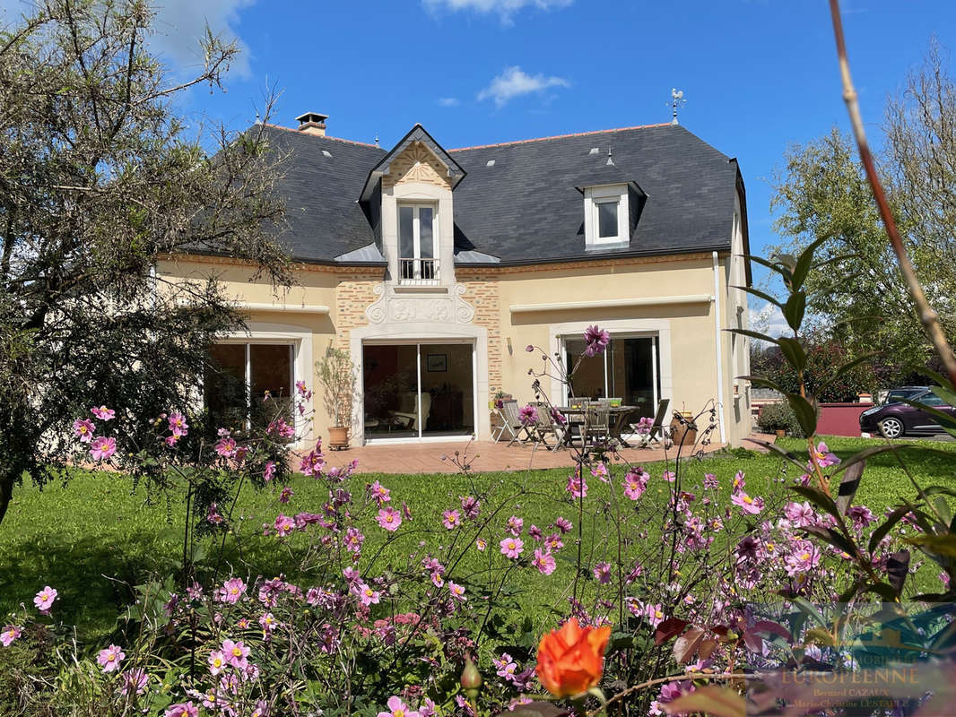 Maison à PONTACQ