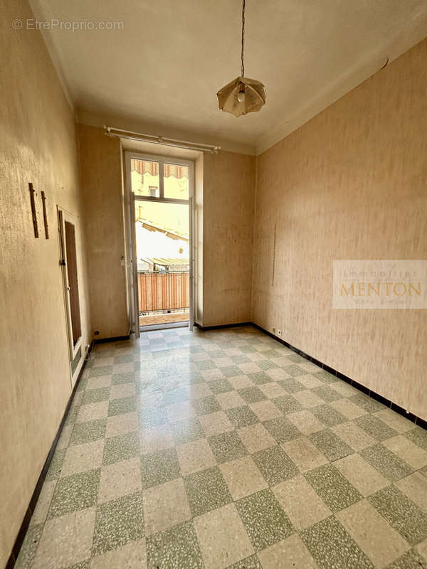 Appartement à MENTON