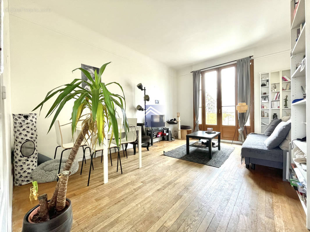 Appartement à BOIS-COLOMBES