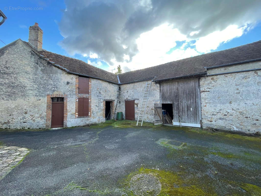 Maison à CHEVRY-EN-SEREINE