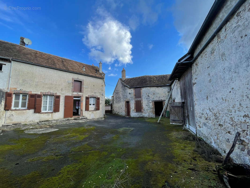 Maison à CHEVRY-EN-SEREINE