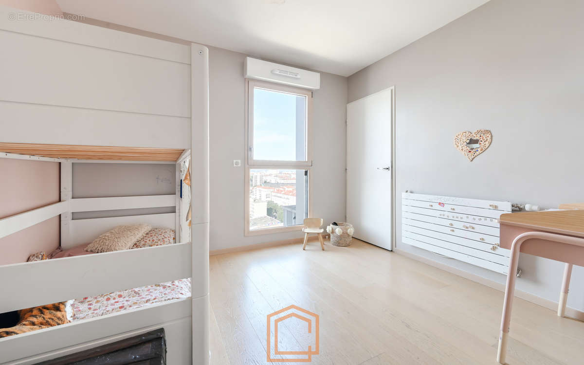 Appartement à LYON-7E