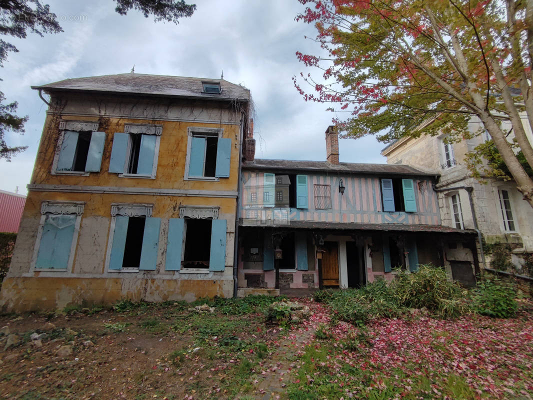 Maison à BEAUMONT-LE-ROGER