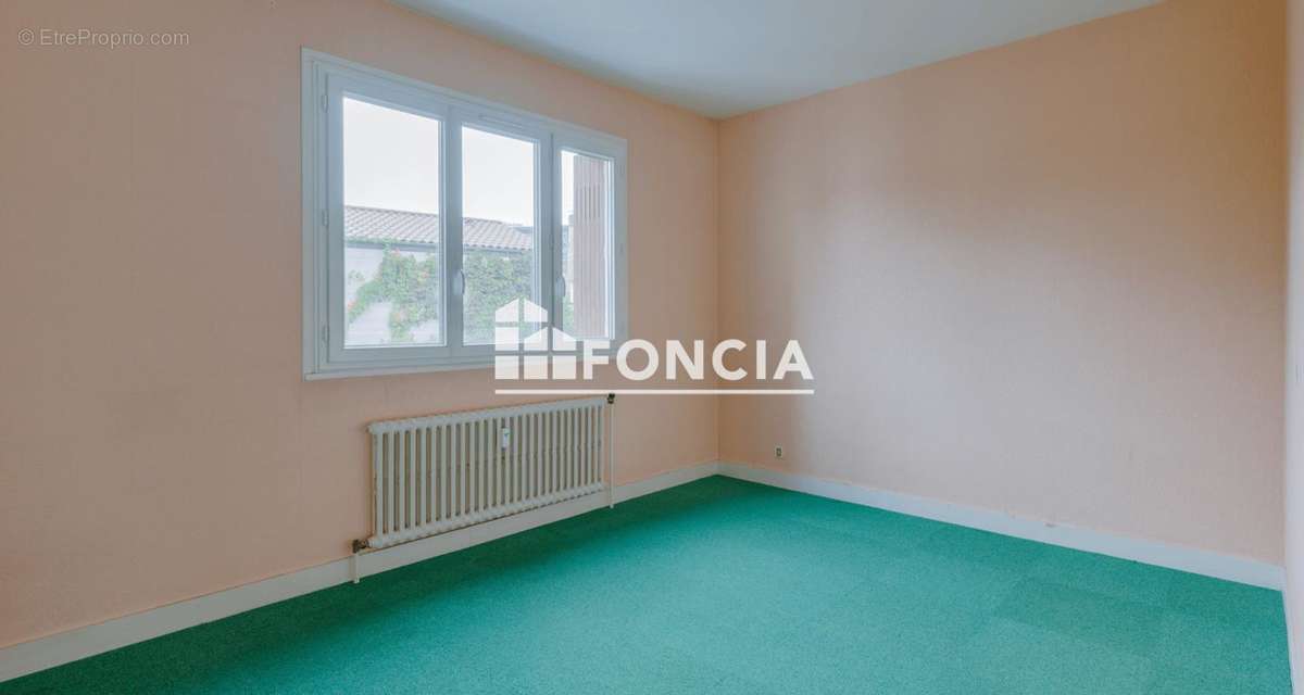 Appartement à FONTAINES-SUR-SAONE