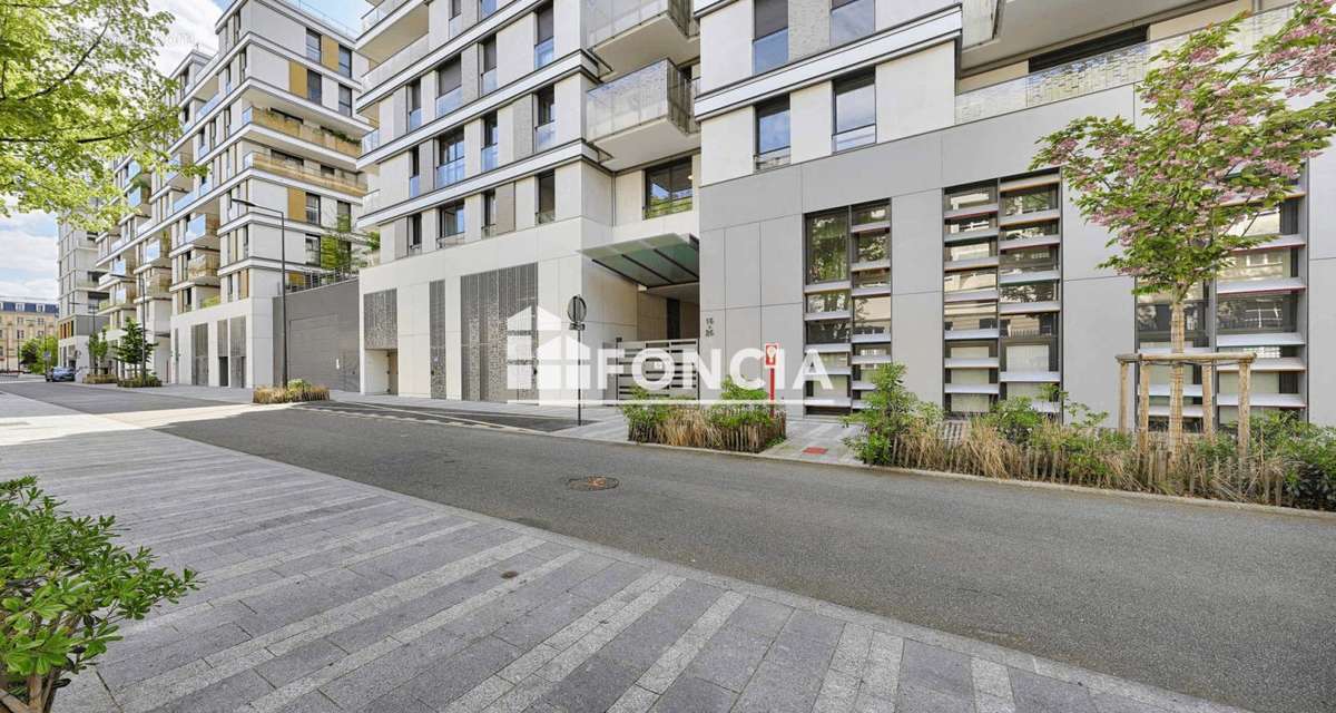 Appartement à ISSY-LES-MOULINEAUX