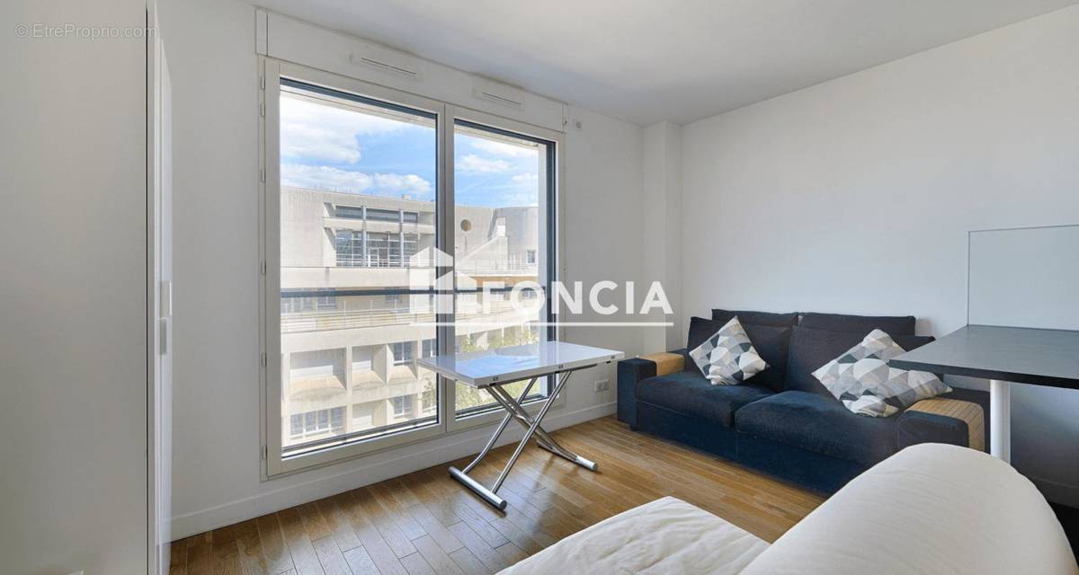 Appartement à ISSY-LES-MOULINEAUX