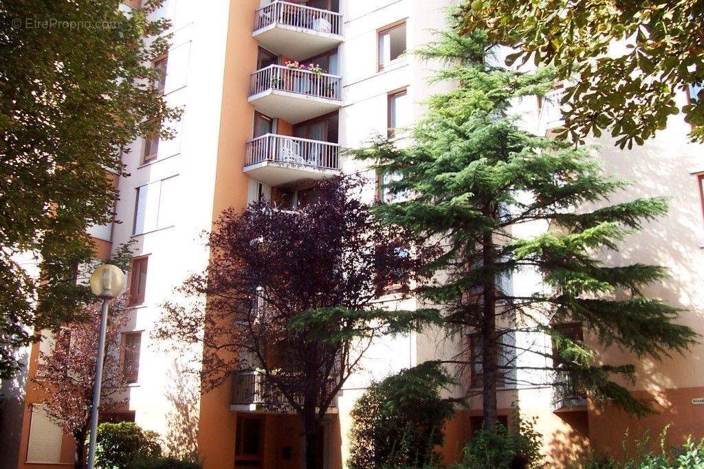 Appartement à NEUILLY-SUR-MARNE