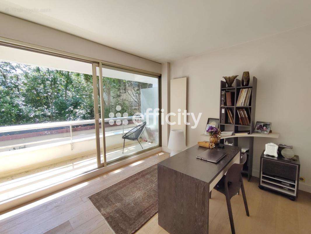 Appartement à BOULOGNE-BILLANCOURT