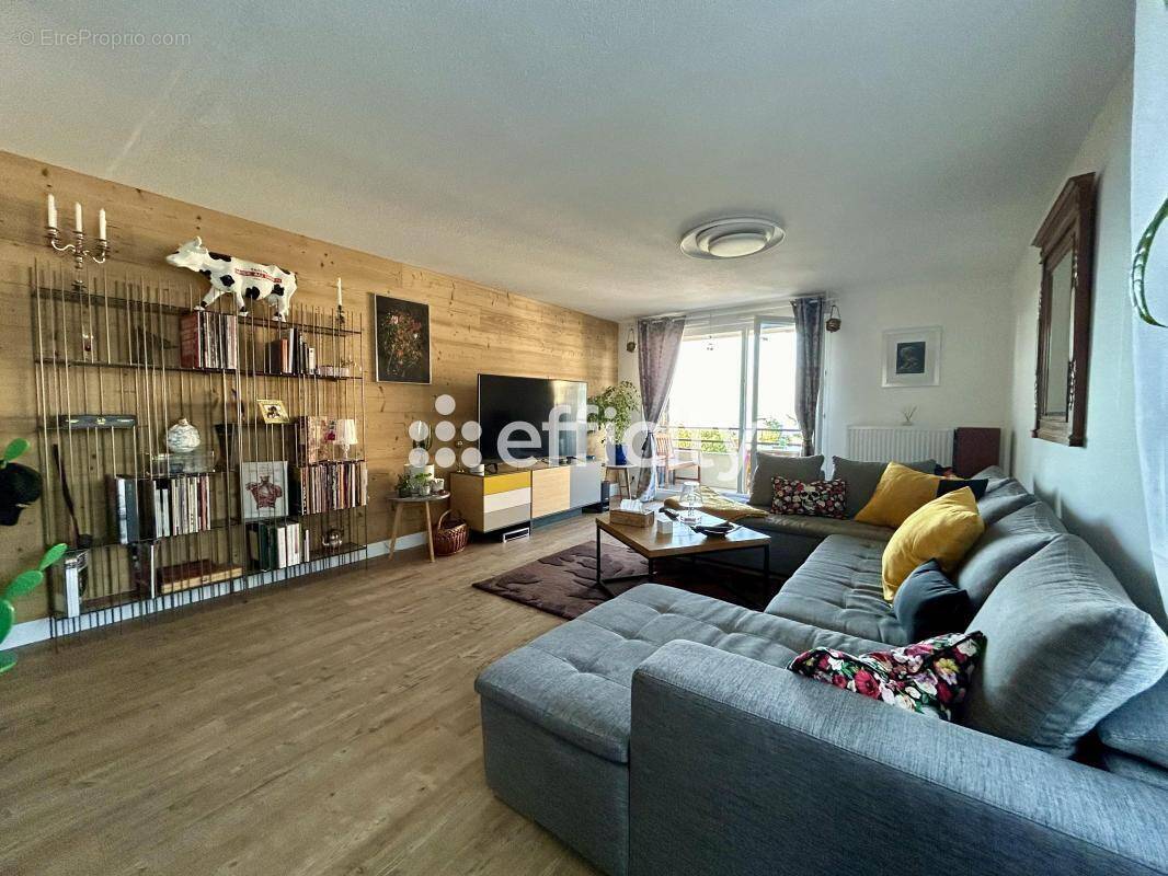 Appartement à EVIAN-LES-BAINS