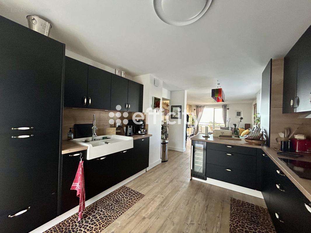 Appartement à EVIAN-LES-BAINS