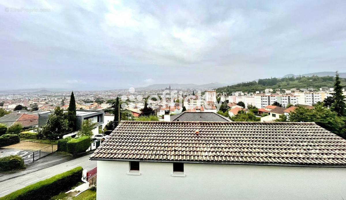 Maison à CLERMONT-FERRAND