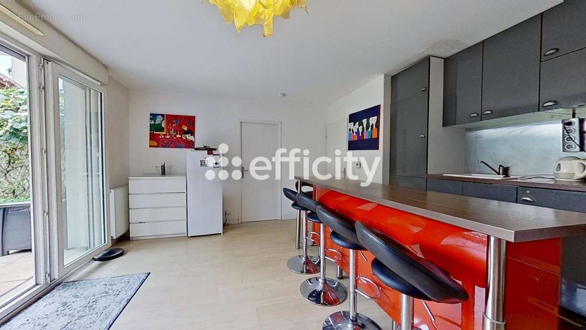 Appartement à LA COURNEUVE