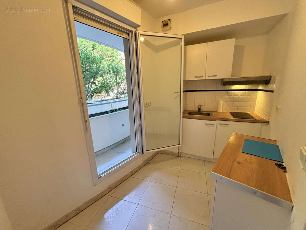 Appartement à MANDELIEU-LA-NAPOULE