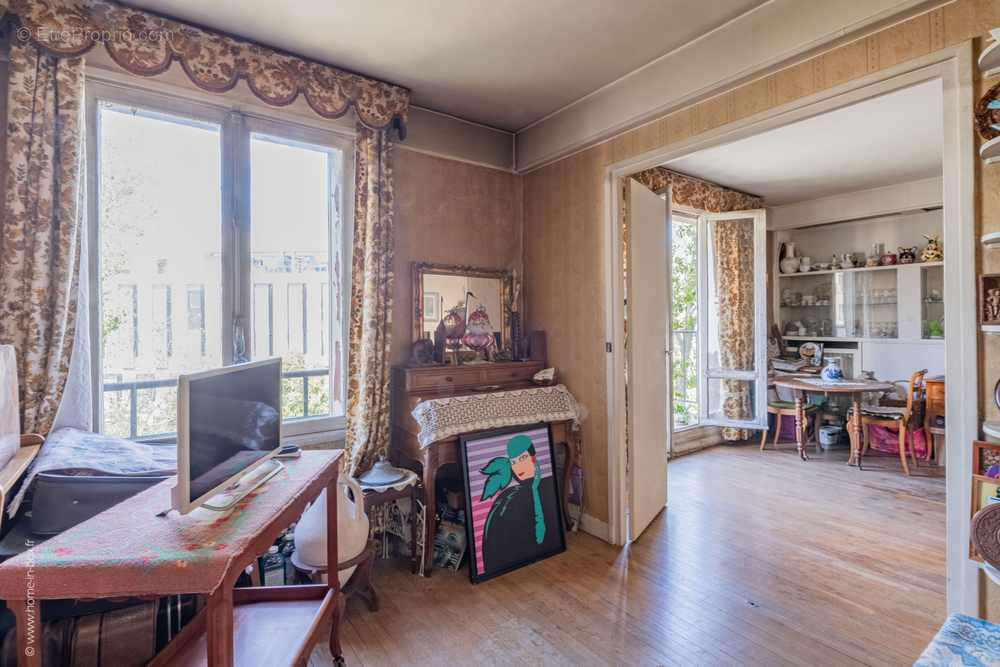 Appartement à PARIS-20E