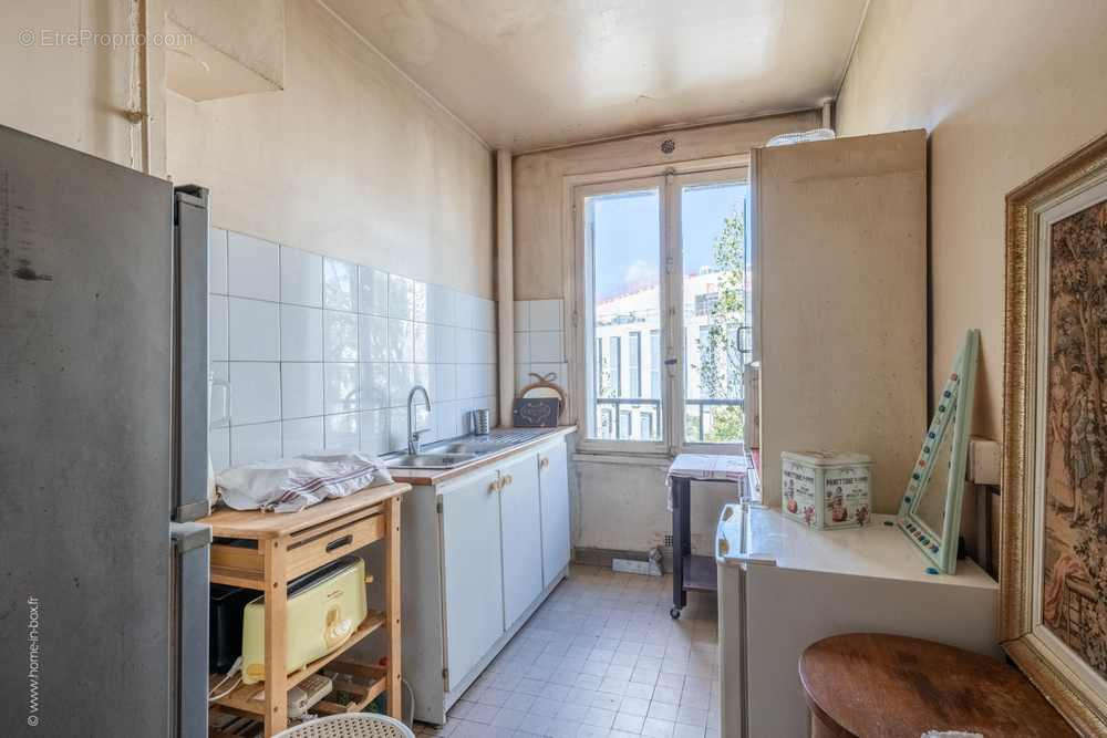 Appartement à PARIS-20E