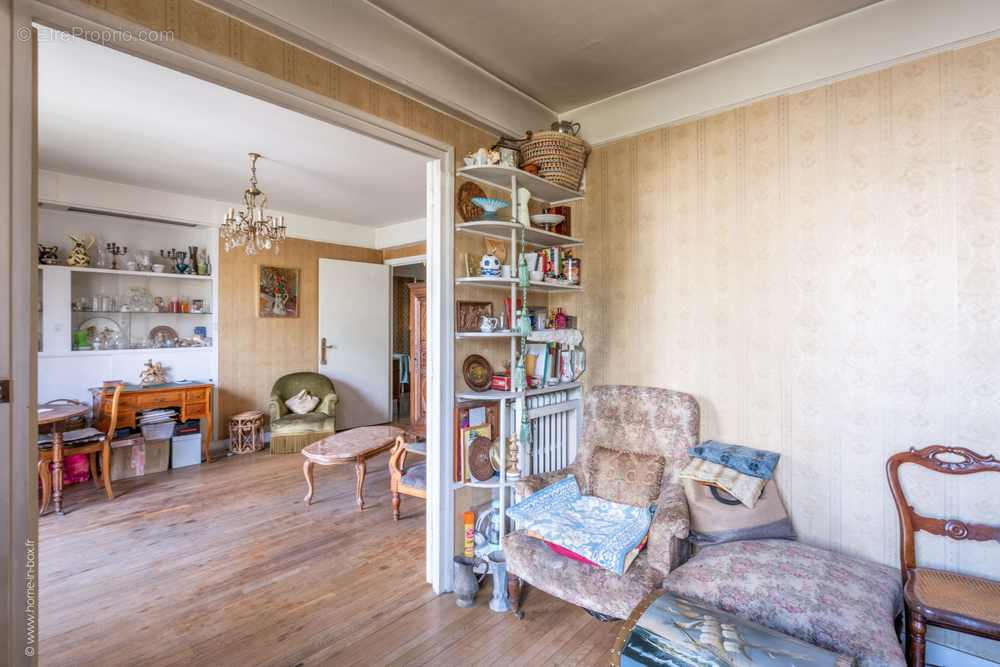 Appartement à PARIS-20E