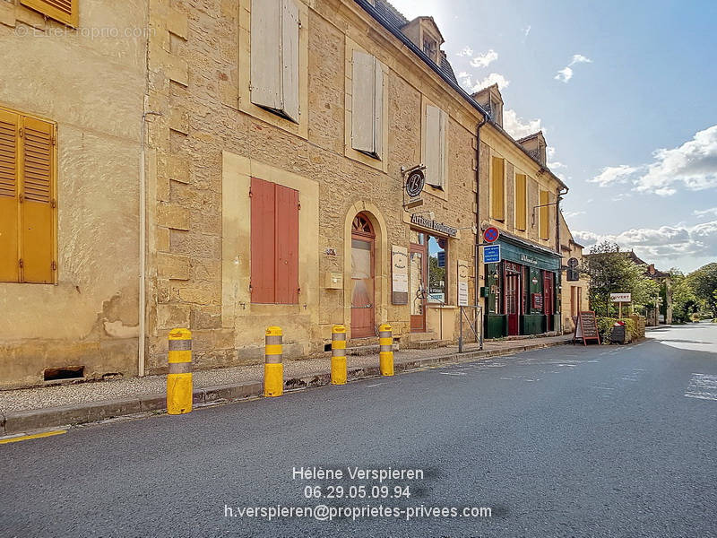 Maison à LE BUISSON-DE-CADOUIN