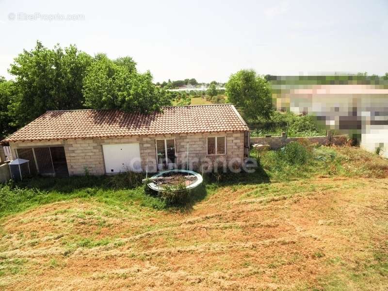 Maison à LA VILLE-DIEU-DU-TEMPLE