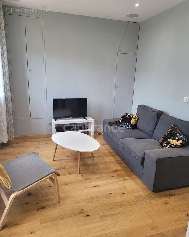 Appartement à MONTROUGE