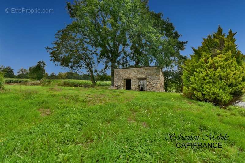 Maison à PLEINE-FOUGERES