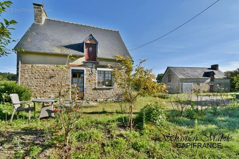 Maison à PLEINE-FOUGERES