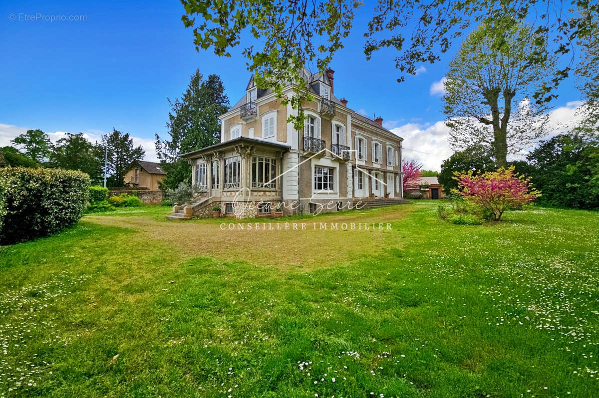 Maison à MORET-SUR-LOING