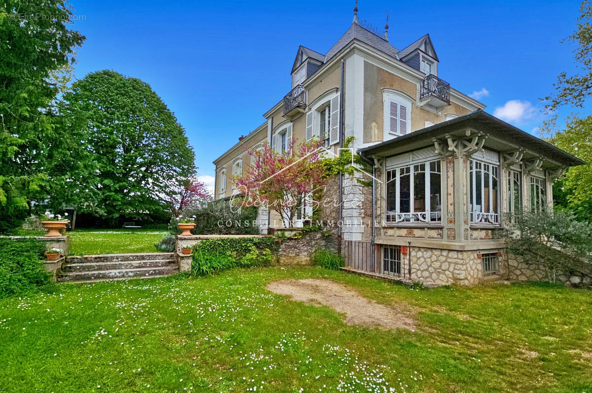 Maison à MORET-SUR-LOING