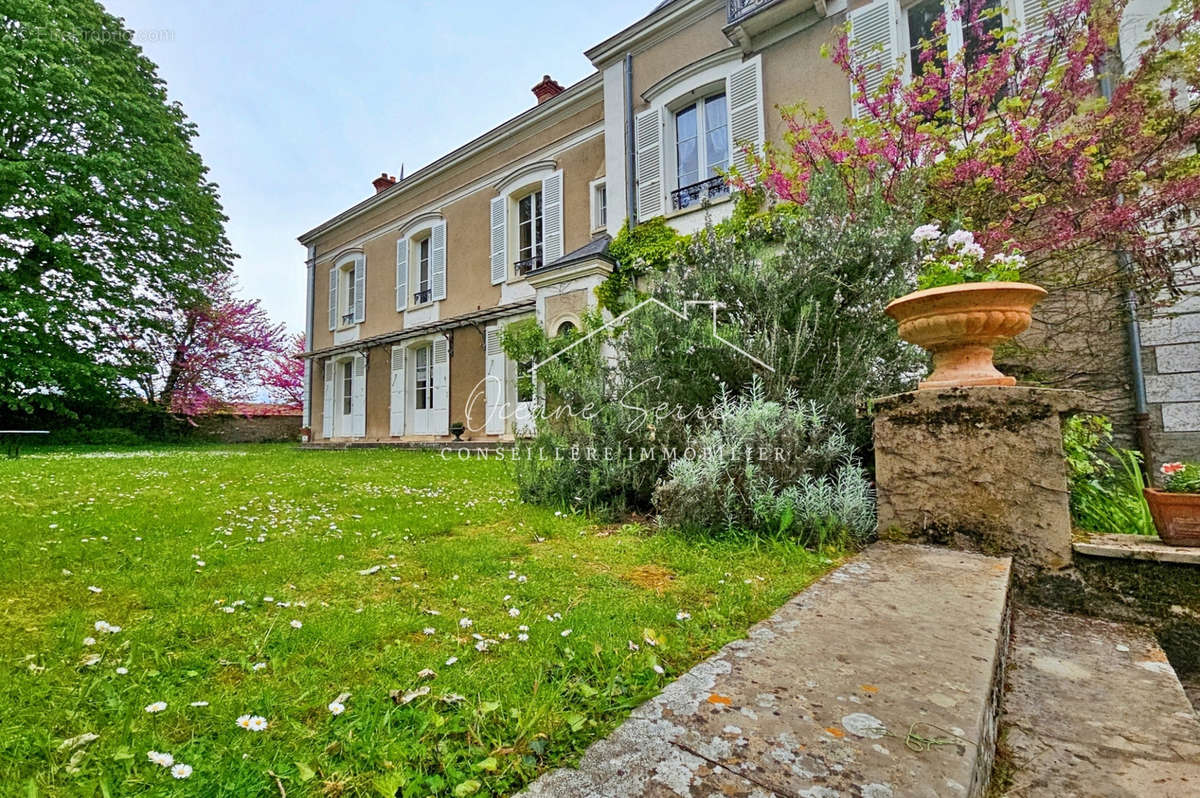 Maison à MORET-SUR-LOING