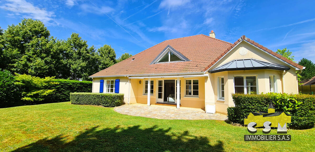 Maison à MAGNY-LE-HONGRE