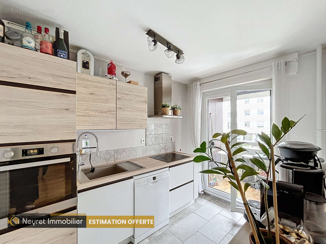 Appartement à LYON-7E