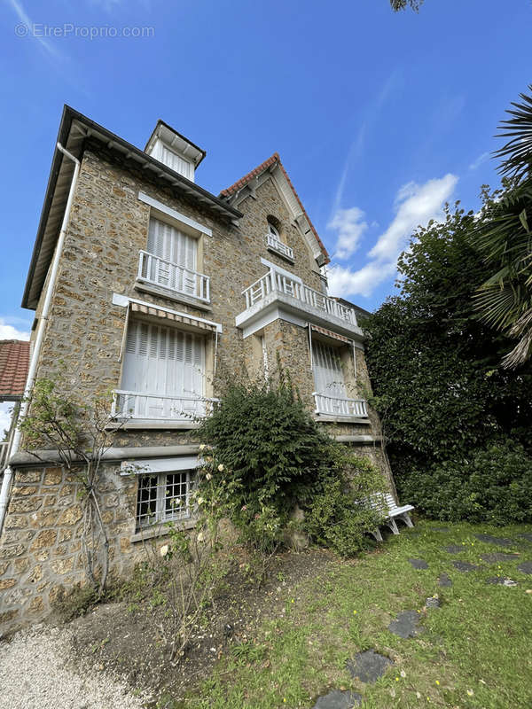 Maison à ENGHIEN-LES-BAINS