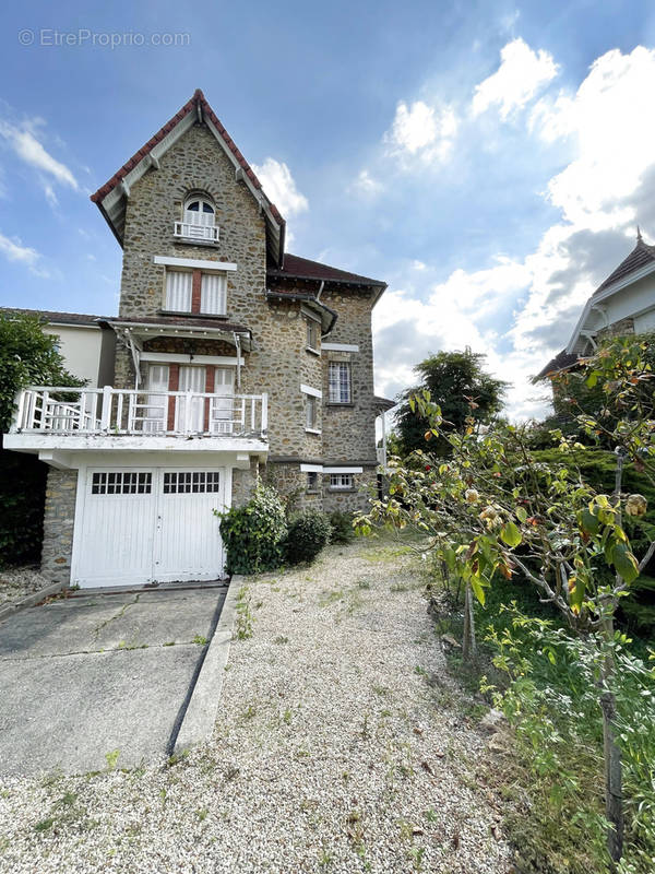 Maison à ENGHIEN-LES-BAINS