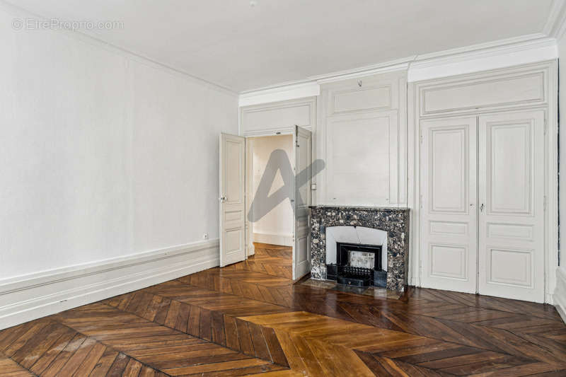 Appartement à LYON-6E