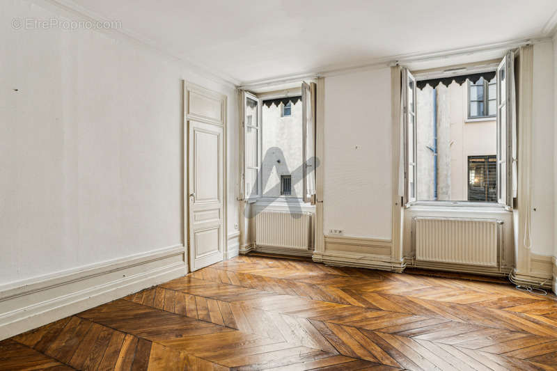 Appartement à LYON-6E