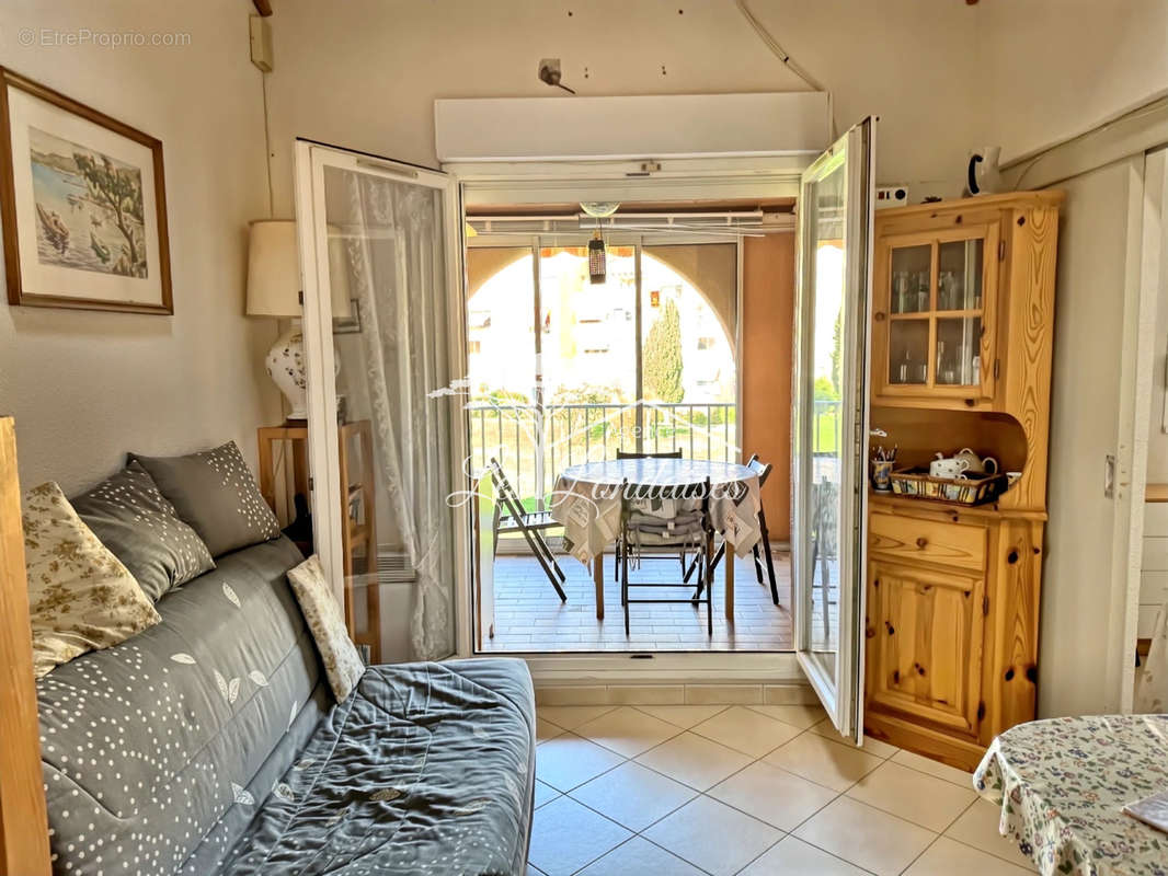 Appartement à LA LONDE-LES-MAURES