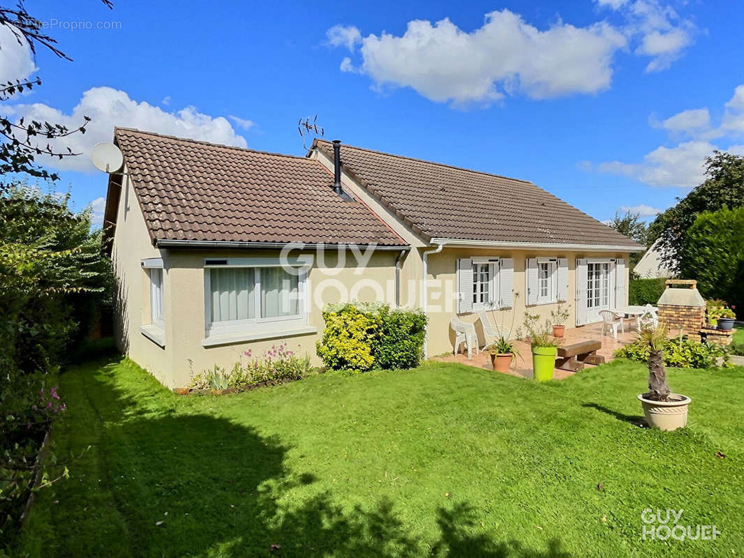 Maison à BERNAY