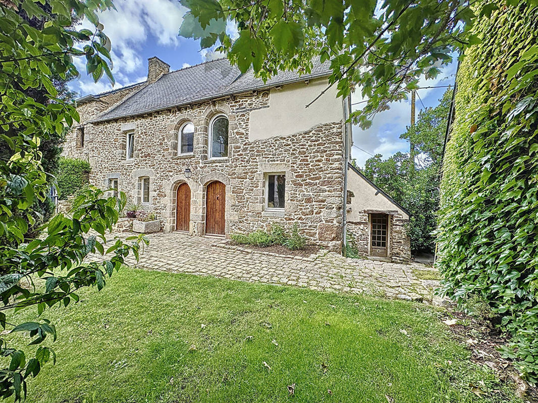 Maison à CALORGUEN