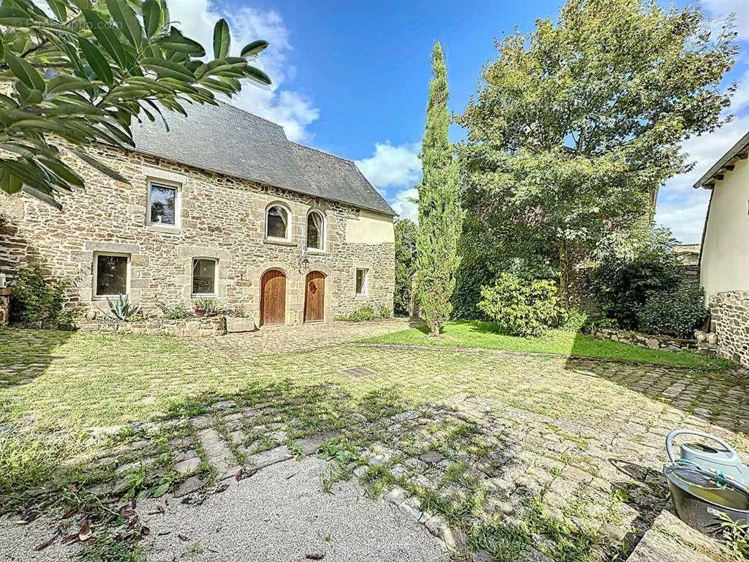 Maison à CALORGUEN