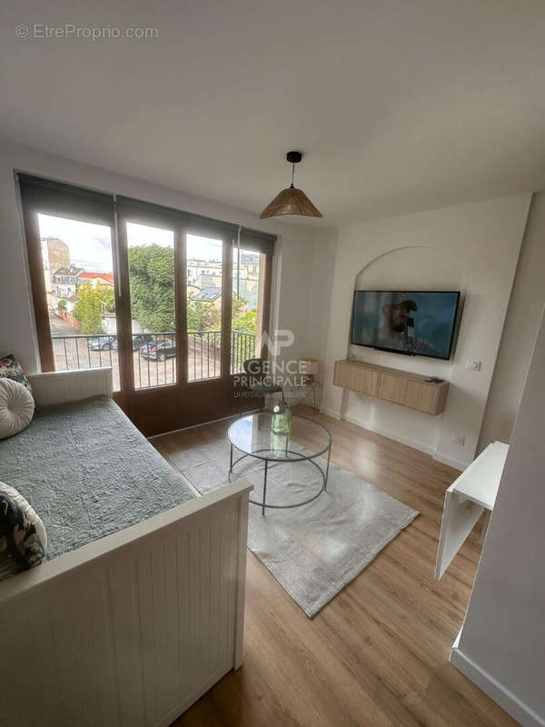 Appartement à MAISONS-LAFFITTE