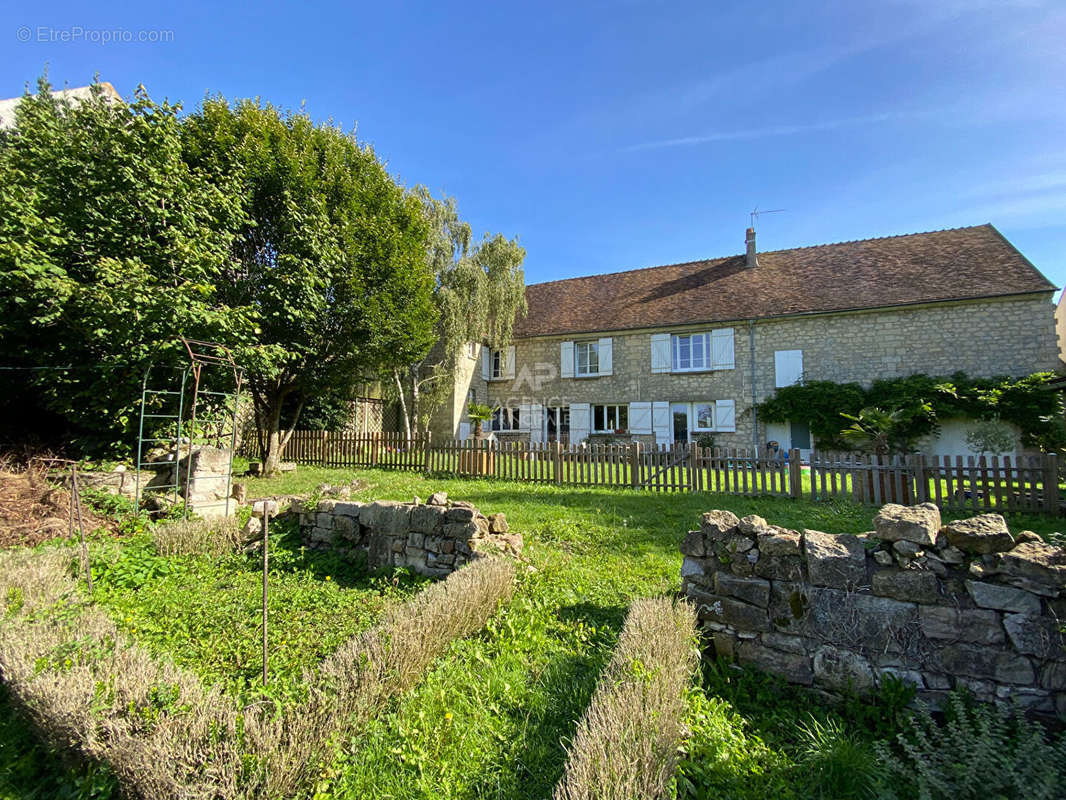 Maison à CORMEILLES-EN-VEXIN