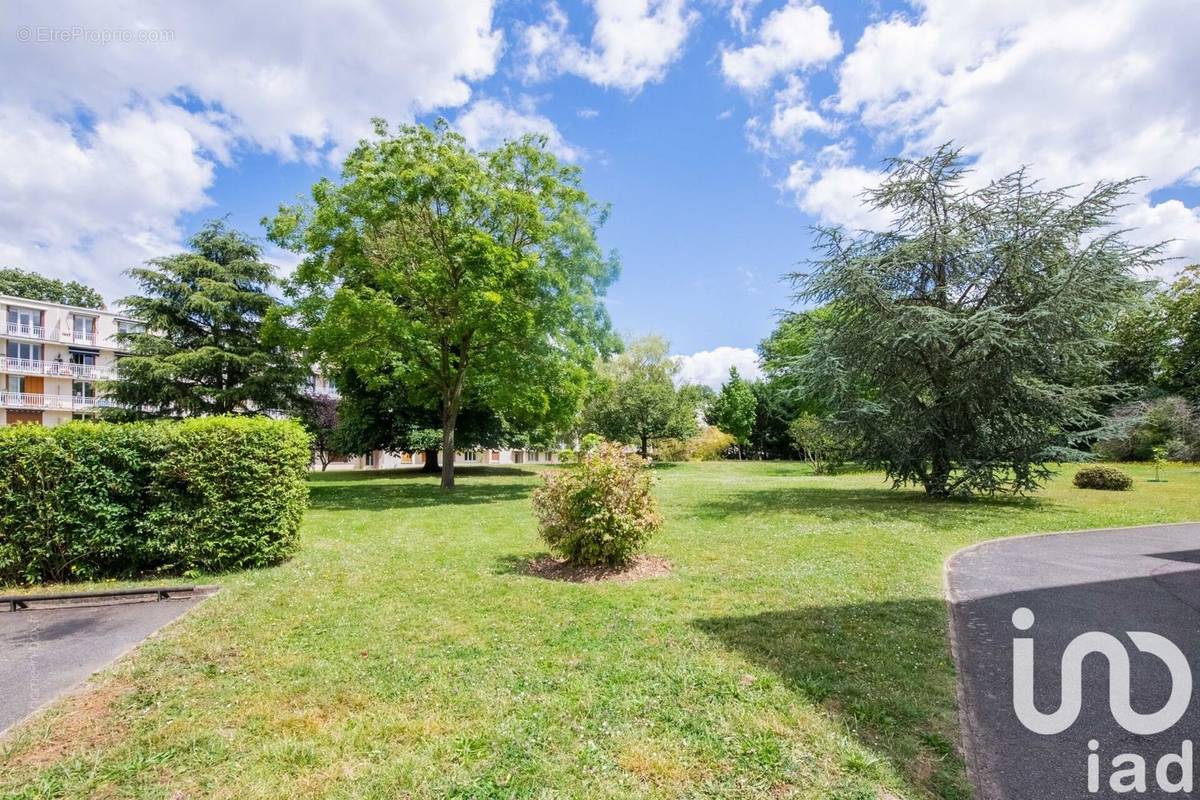 Photo 1 - Appartement à VERSAILLES