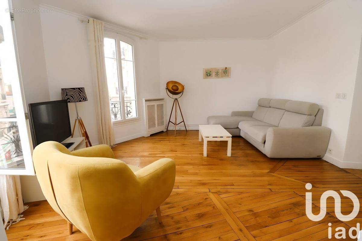 Photo 1 - Appartement à COURBEVOIE