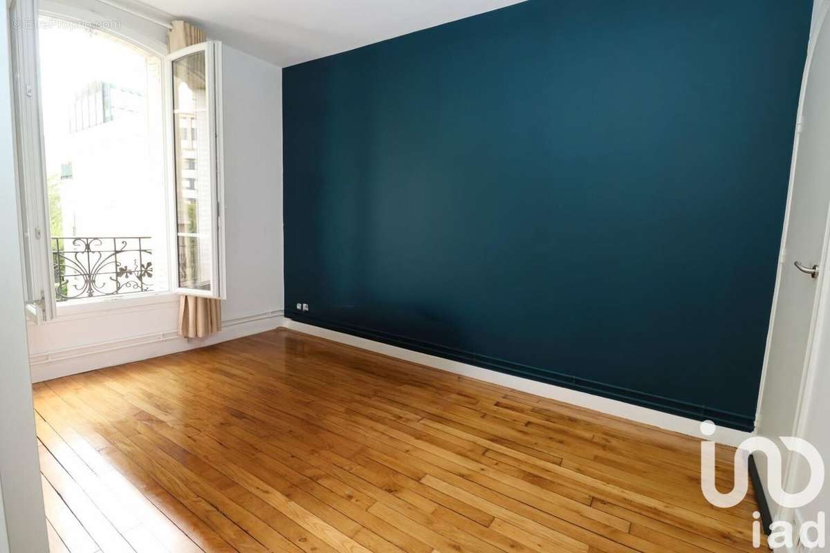 Photo 6 - Appartement à COURBEVOIE